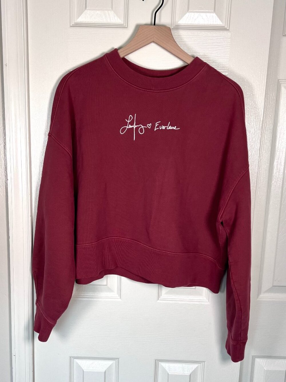Everlane The Laufey Foundation Cropped Sweatshirt Dusty Red Size Small NWT